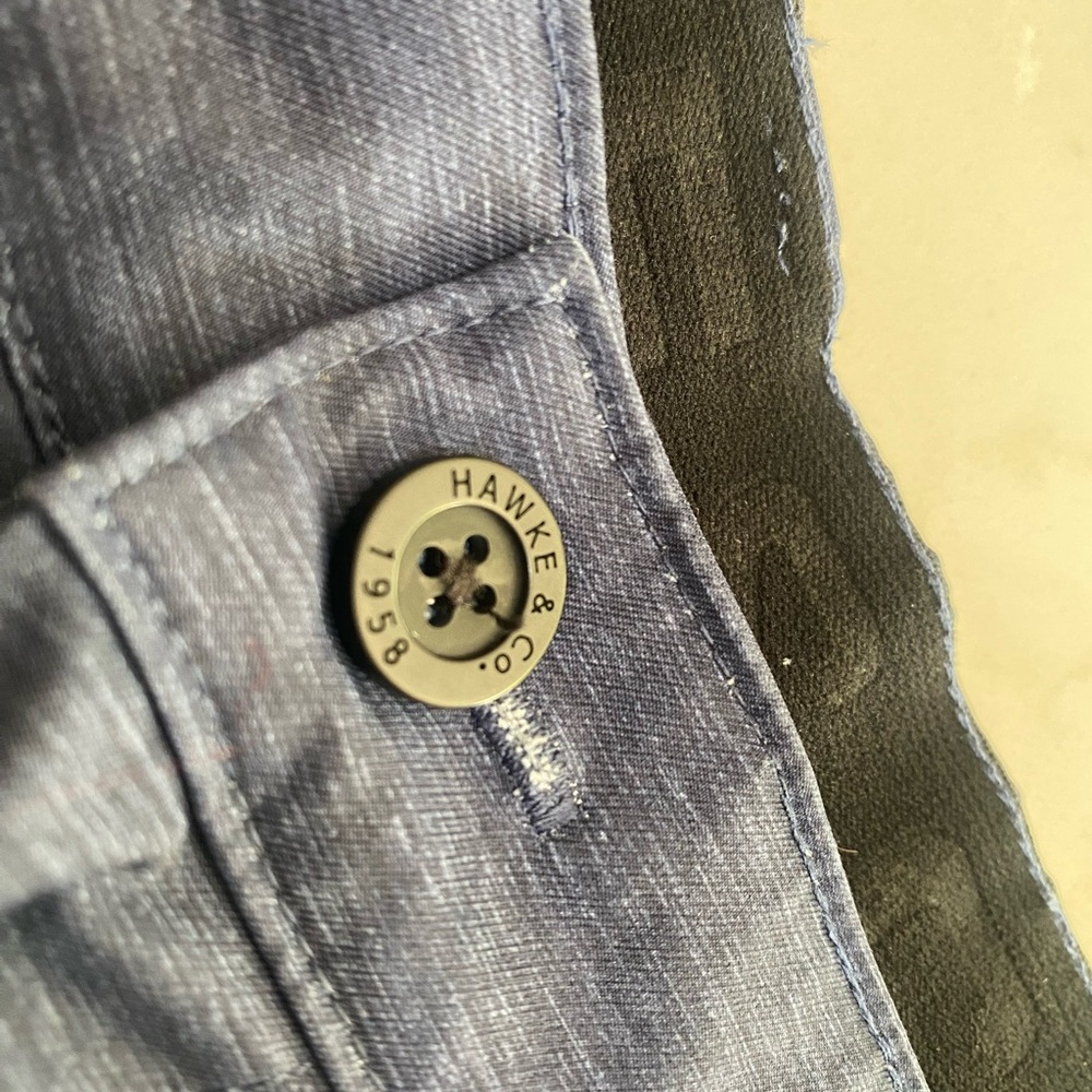 Hawke & Co Mens Shorts Size 34W Casual Athletic Golf Travel Lightweight Hybrid - Picture 2 of 4